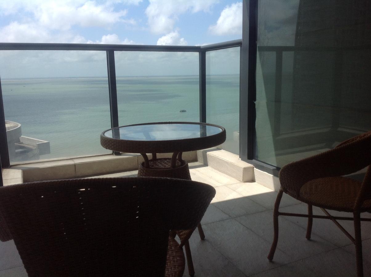 North Bay No.1 Ocean View Apartment Hotel Beihai Exterior photo